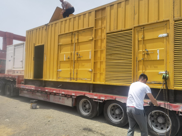 东英镇发电机出租100KW发电机需要什么规格的电缆线？
